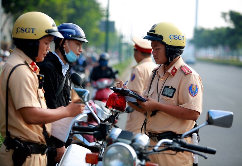 Cảnh sát giao thông có thể khai thác dữ liệu từ thiết bị giám sát hành trình, thiết bị ghi nhận hình ảnh người lái xe